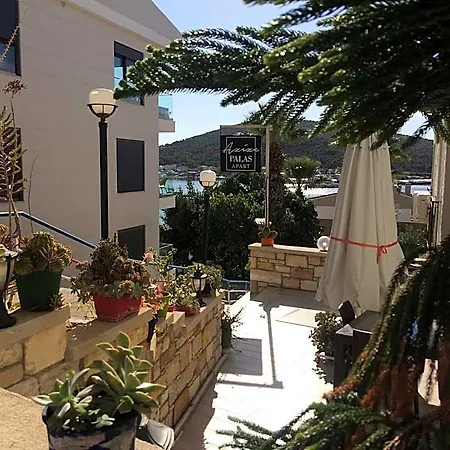 Azize Hotel