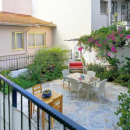 Azize Hotel